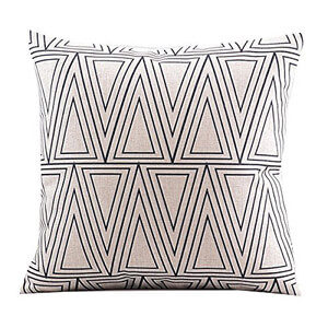 Geometric throw pillow - 01