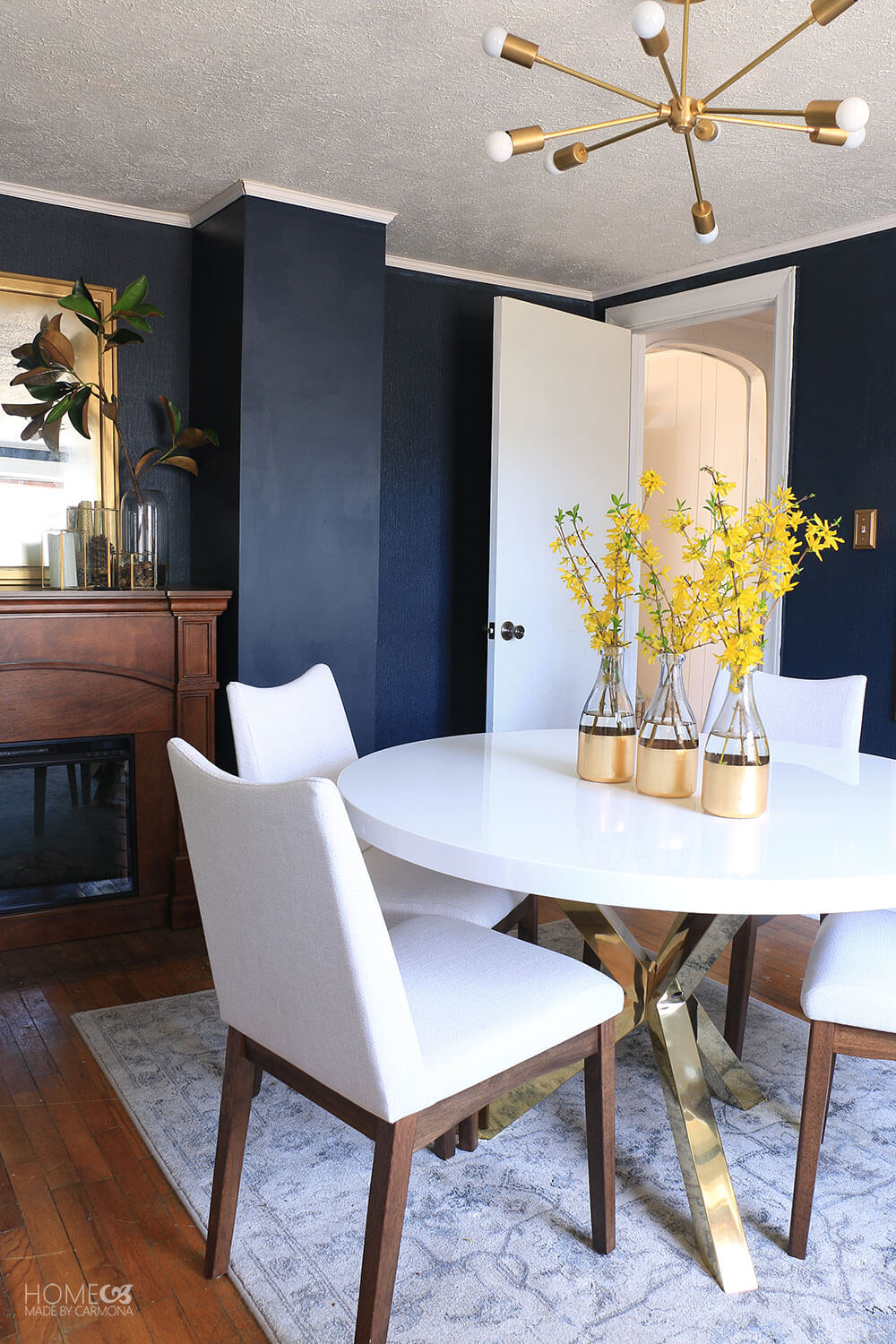 Dramatic-Blue-Dining-Rooms